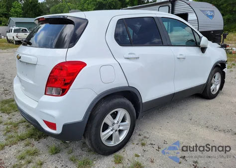 2019 Chevrolet Trax Ls from USA, damaged, VIN 3GNCJKSB7KL311989